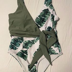 Shein One Piece Bathingsuit